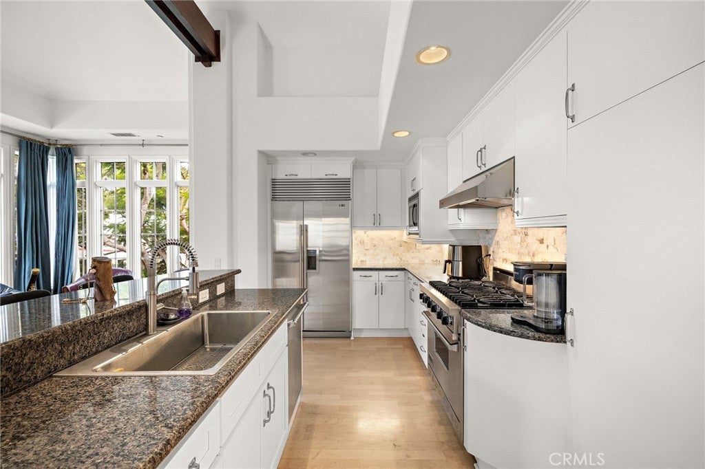 2741 Bungalow, Corona Del Mar CA 92625 - Photo 12