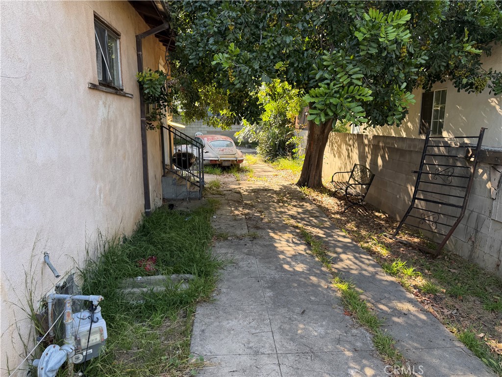 1034 EVERGREEN Avenue