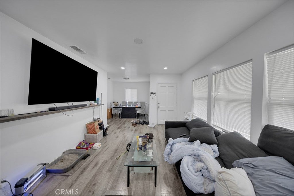 11427 Mulhall