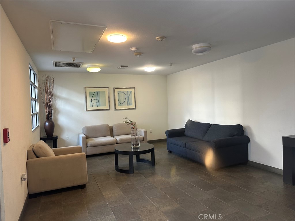 2864 Sunset Place 205