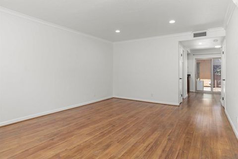 Tiny photo for 1417 N Broadway #B, Escondido, CA 92026 (MLS # 260005376SD)