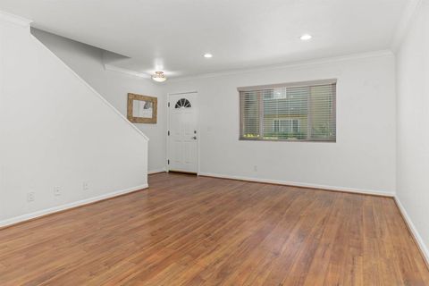 Tiny photo for 1417 N Broadway #B, Escondido, CA 92026 (MLS # 260005376SD)