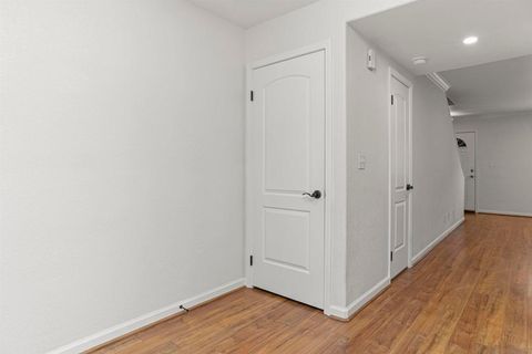 Tiny photo for 1417 N Broadway #B, Escondido, CA 92026 (MLS # 260005376SD)