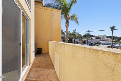 Tiny photo for 285 N Ventura AVE #14, Ventura, CA 93001 (MLS # V1-39345)