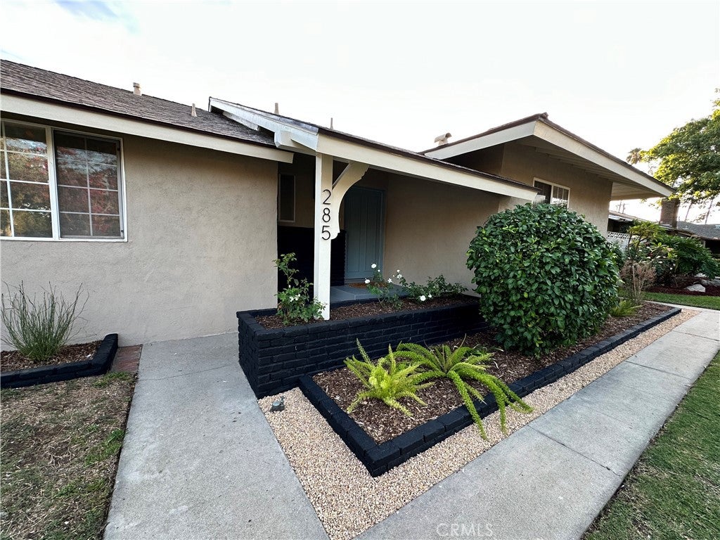 285 E Mckinley Avenue