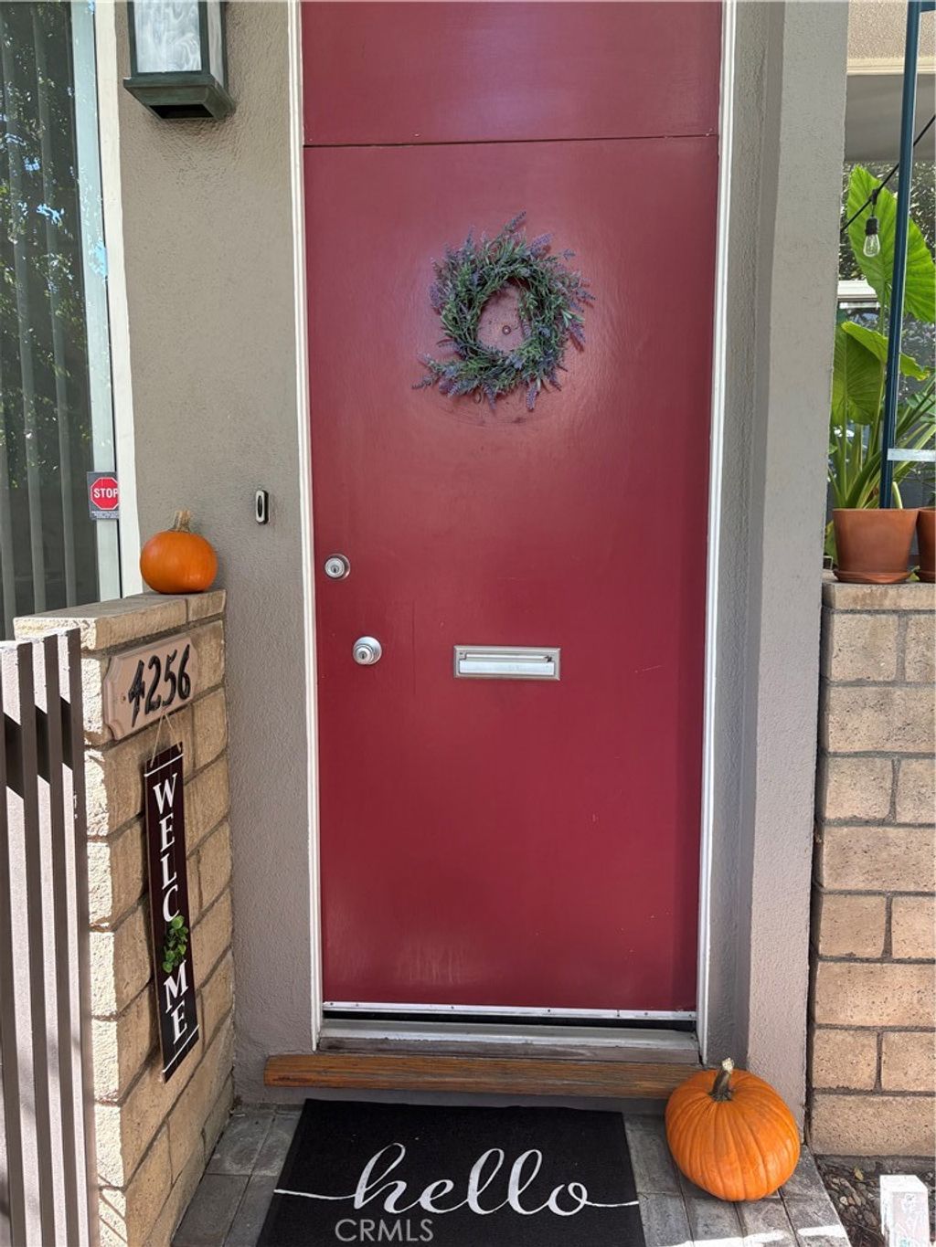 Photo of 4256 W Kling Street, Burbank, CA 91505 (MLS # SR25168779)