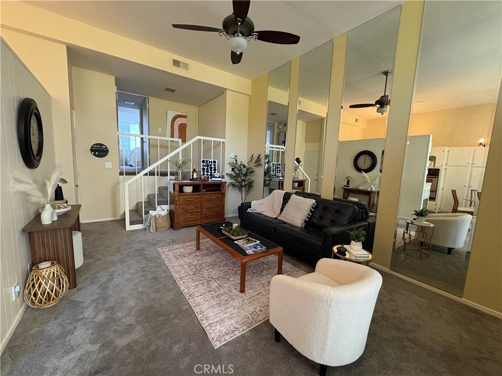 Photo of 4256 W Kling Street, Burbank, CA 91505 (MLS # SR25168779)