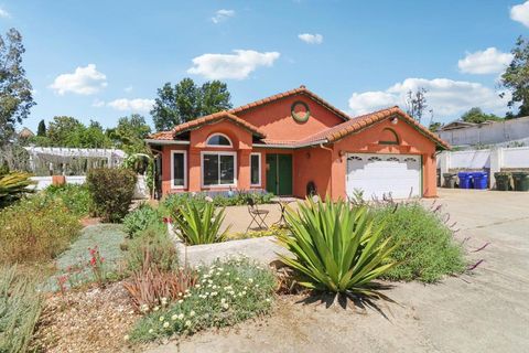 4294 Panorama Dr La Mesa CA 91941