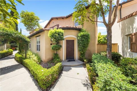 Photo of 102 Chantilly, Irvine, CA 92620 (MLS # WS26113196)