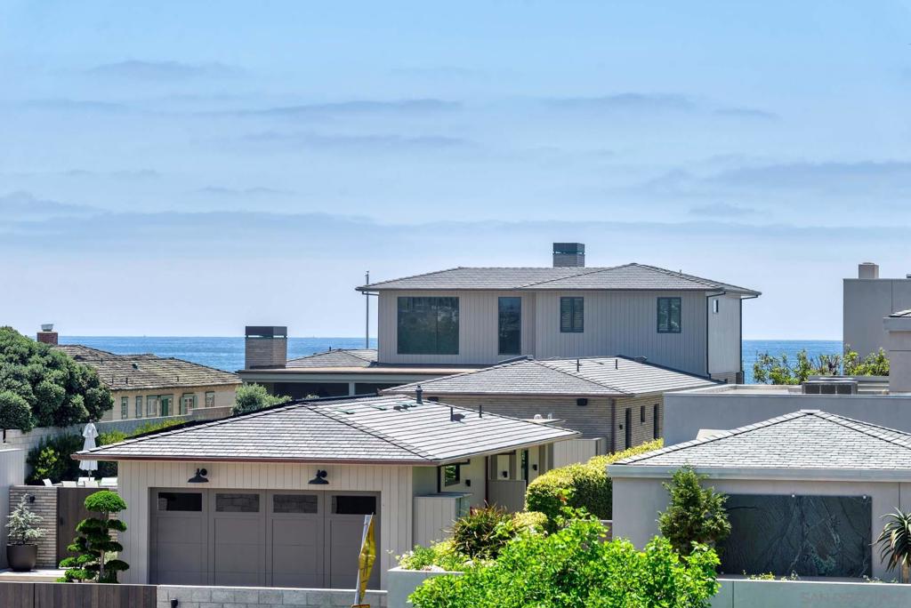 Del Mar - Residential