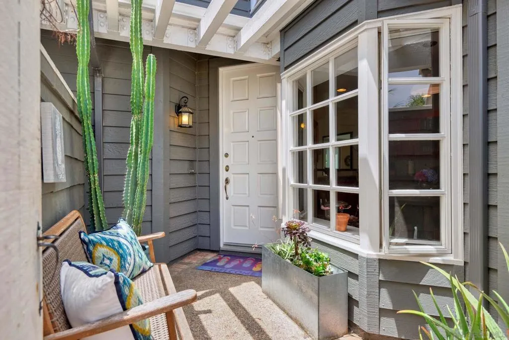 Del Mar, California 92014, United States, 2 Bedrooms Bedrooms, ,3 BathroomsBathrooms,Residential,Active,150295