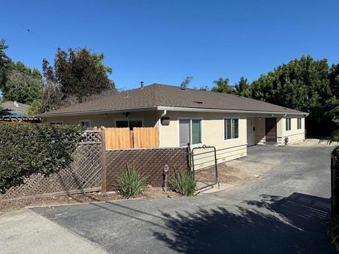Photo of 1811 Woodland Avenue, East Palo Alto, CA 94303 (MLS # ML82026965)