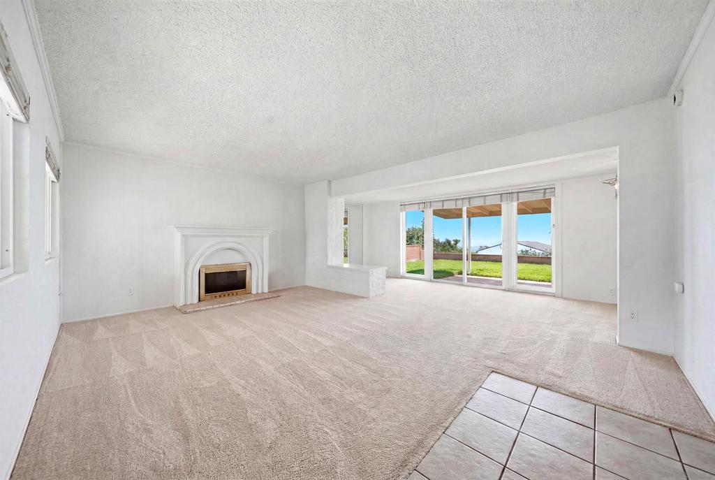 2820 Grandview