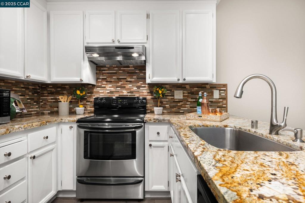 RIDGEVIEW - Residential