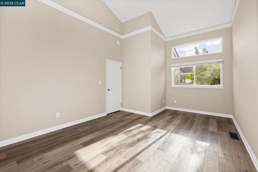 RIDGEVIEW - Residential