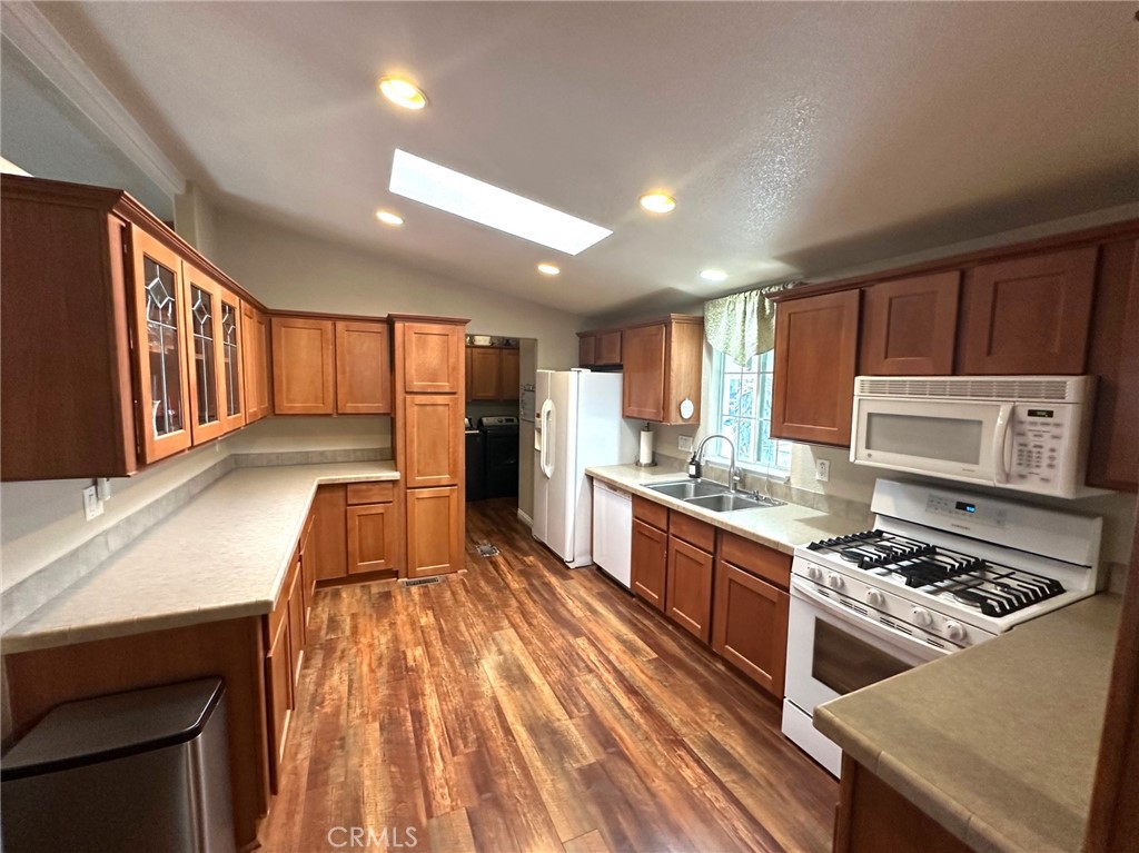 15181 Van Buren Boulevard 82