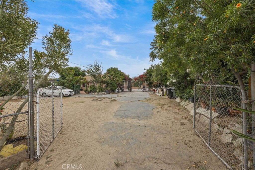 2554 N State