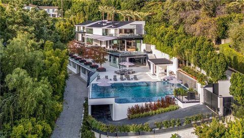 Photo of 677 Nimes Road Rd, Bel Air, CA 90077 (MLS # GD26036583)