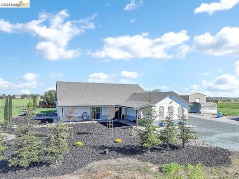 Photo of 2200 Delta Rd Rd, Knightsen, CA 94548 (MLS # 41128572)