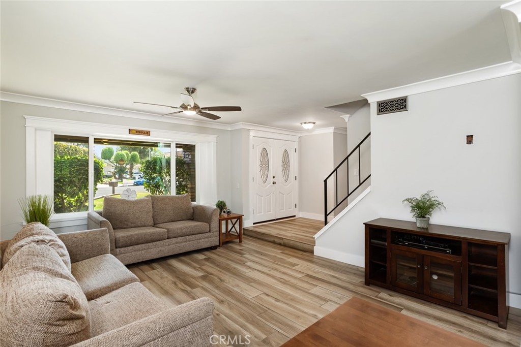 1310 N Wyeth