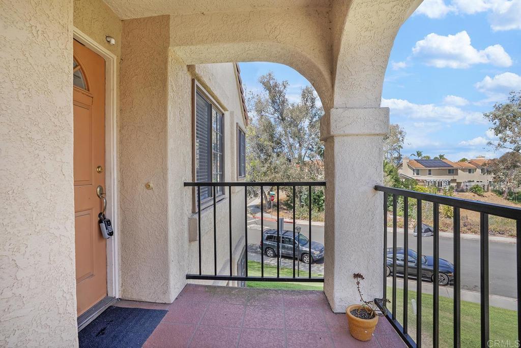 Charming 1-Bedroom, 1-Bath Corner Condo in Desirable Mira Mesa. This beautifully updated, top-floor corner unit offers the perfect blend of privacy and scenic views. Freshly painted walls and brand-new carpet create a bright, inviting atmosphere. High Ridge at Mesa Summit Community is just minutes away from major freeways, shopping centers, and an array of dining options. Whether you're a first-time buyer or looking to downsize, this affordable gem offers both comfort and convenience in a highly sought-after neighborhood. The community features a pool and three jacuzzis. Washer and dryer located in the closet patio.