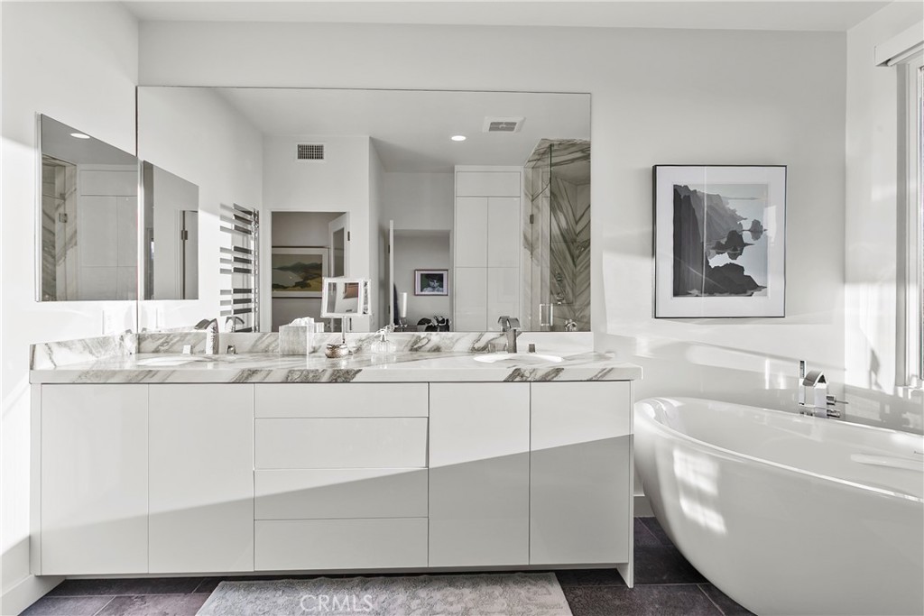 Laguna Sur (LS) - Residential