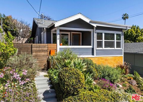 Photo of 519 N Avenue 49 Ave, Los Angeles, CA 90042 (MLS # 26663367)