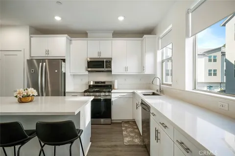 229 Scratch Rd, Covina, CA 91722 - MLS#: TR25217927