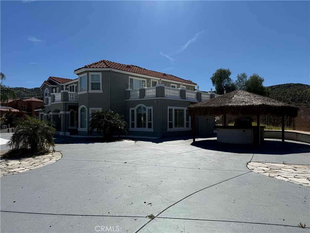 27355 Stonehenge Circle