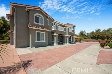 27355 Stonehenge Circle