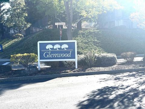 Photo of 216 Glenwood, Hercules, CA 94547 (MLS # 41126993)