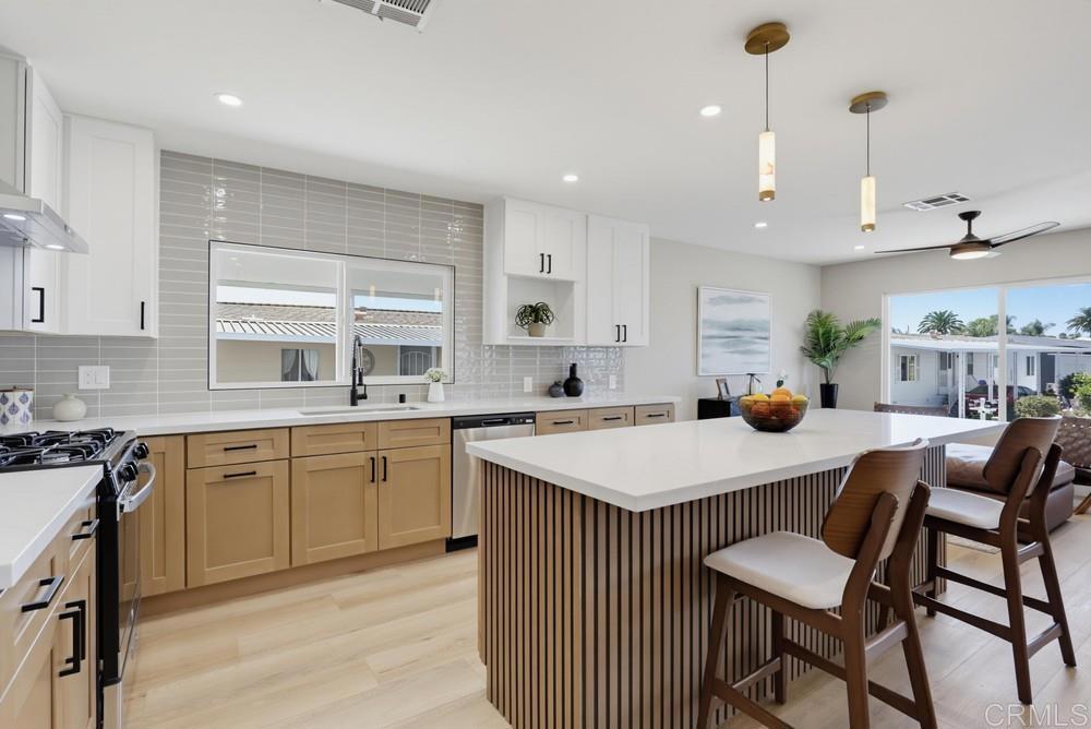 650 S Rancho Santa Fe Rd. 52