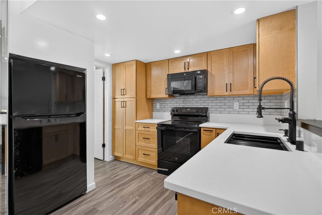 648 Coronado