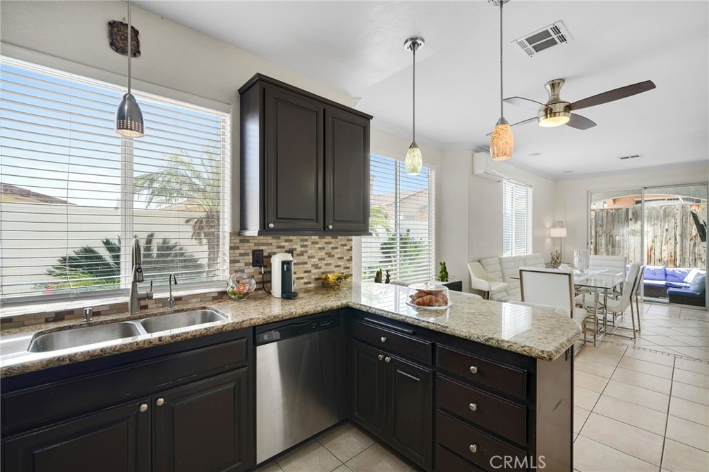 Castaic Oaks (CSTO) - Residential