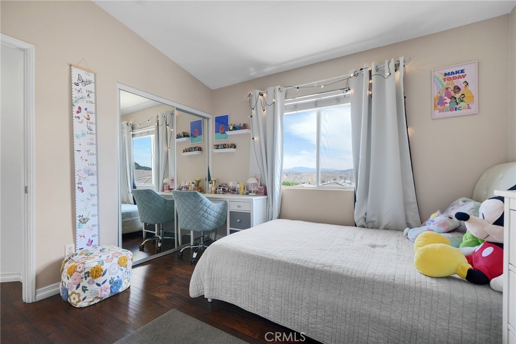 Castaic Oaks (CSTO) - Residential
