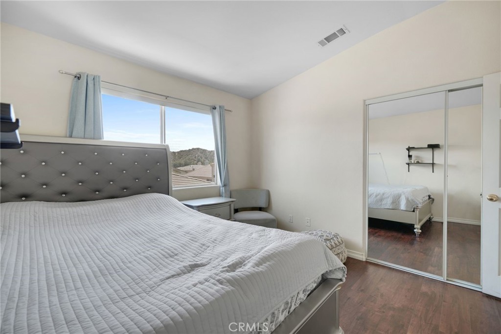Castaic Oaks (CSTO) - Residential