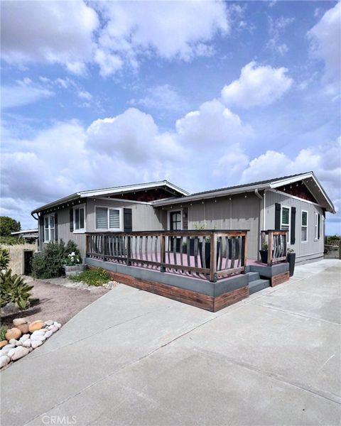 Photo of 41714 Avenida De Anita, Temecula, CA 92592 (MLS # SW26075214)