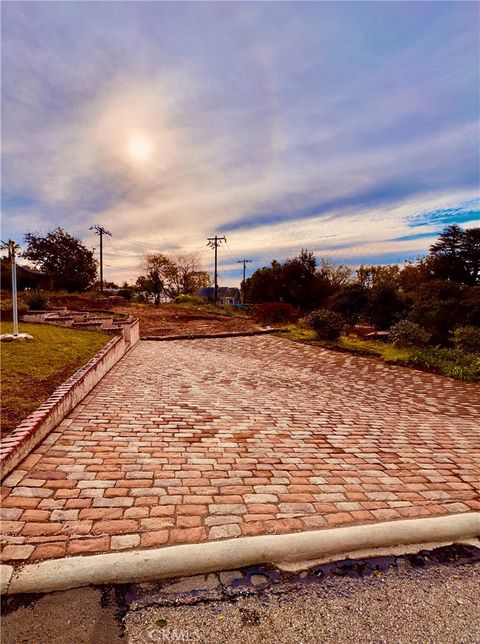 Photo of 0 N Mount Curve Avenue, Altadena, CA 91001 (MLS # PF26018204)