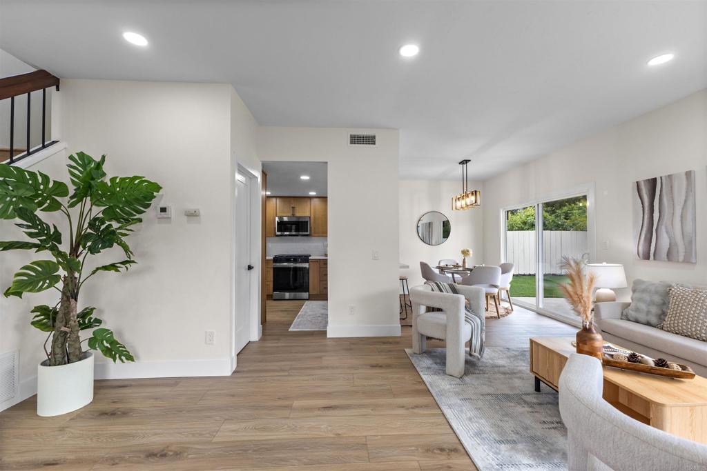 7902 Tinaja Lane