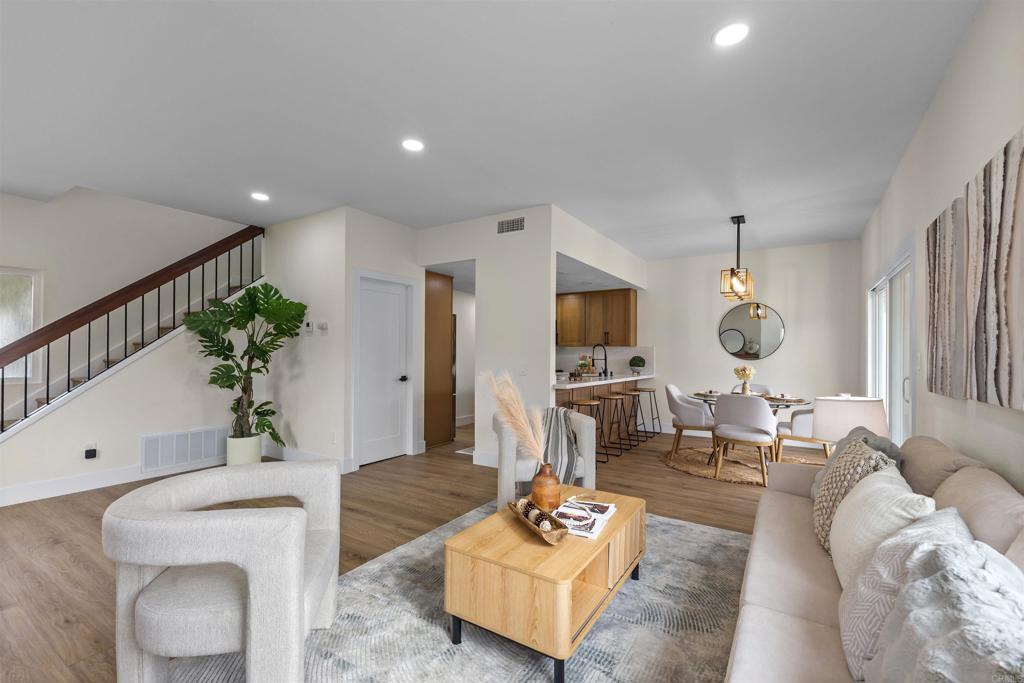 7902 Tinaja Lane