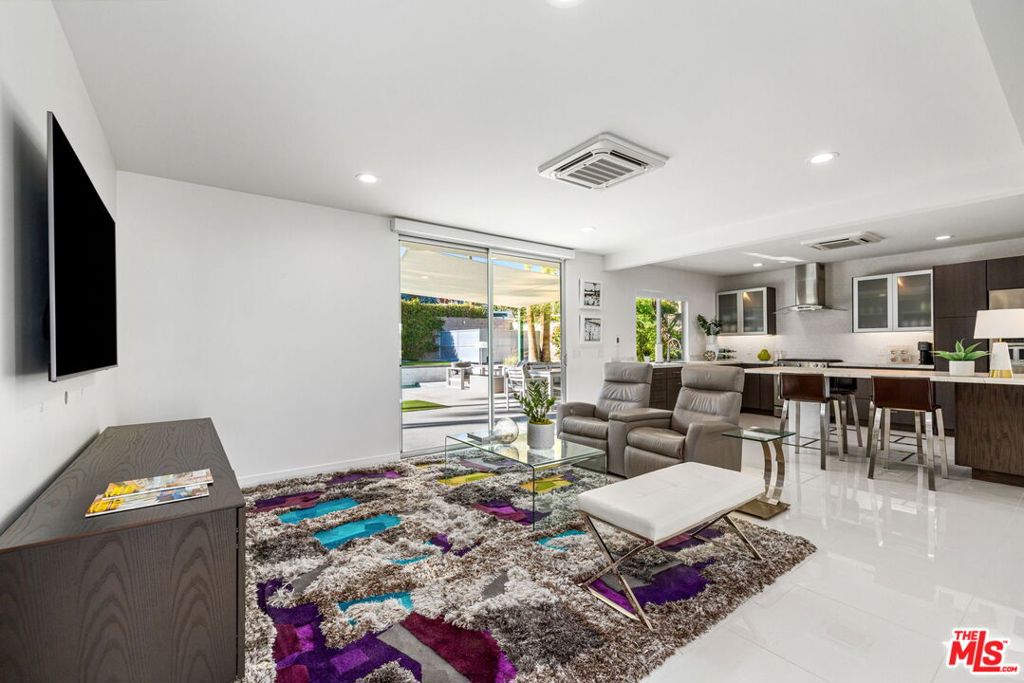 Magnesia Falls Cove - Residential