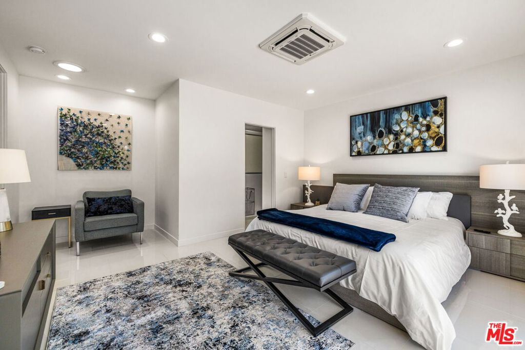 Magnesia Falls Cove - Residential