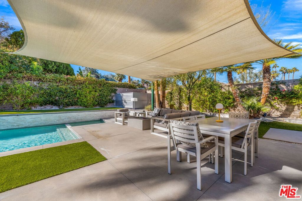 Magnesia Falls Cove - Residential