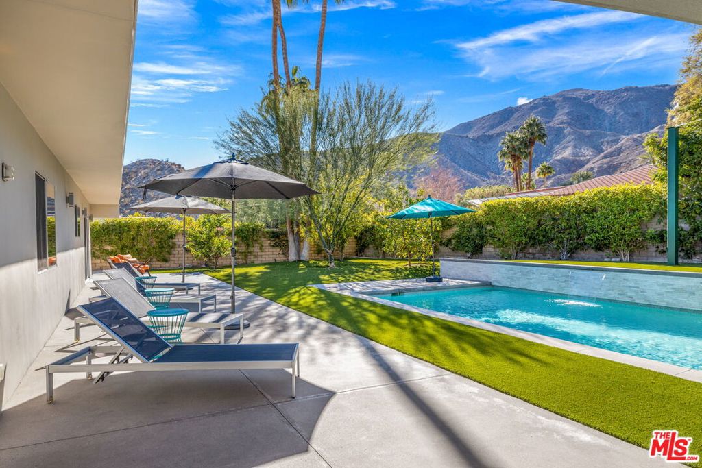 Magnesia Falls Cove - Residential