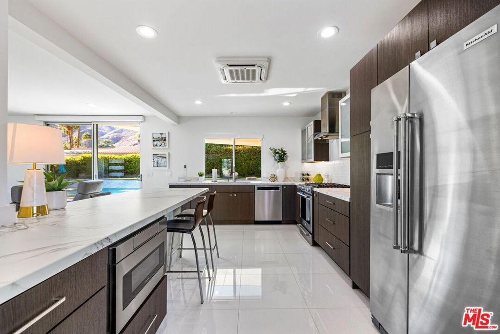 Magnesia Falls Cove - Residential