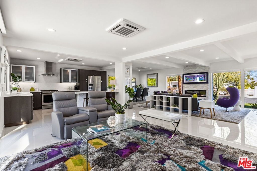 Magnesia Falls Cove - Residential