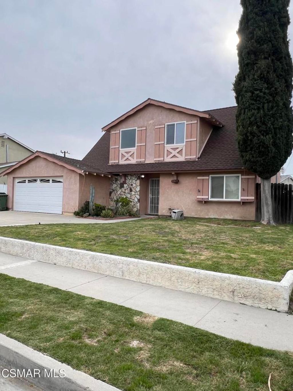 Photo of 2031 Socrates Avenue, Simi Valley, CA 93065 (MLS # 226001458)