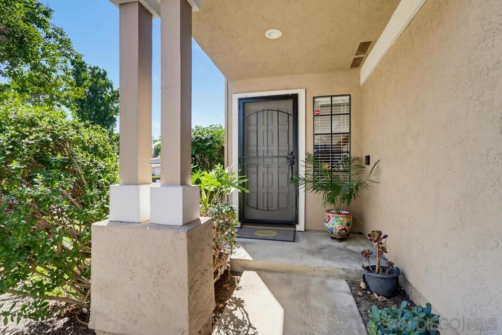 8391 Suntree Place