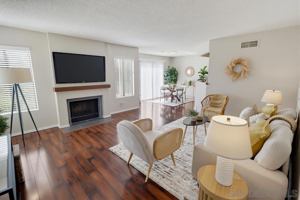 8391 Suntree Place