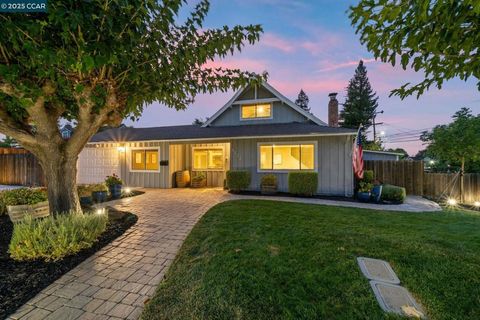 Photo of 4112 Kensington Ct Ct, Concord, CA 94521 (MLS # 41112145) Photo of 4112 Kensington Ct Ct, Concord, CA 94521 (MLS # 41112145)
